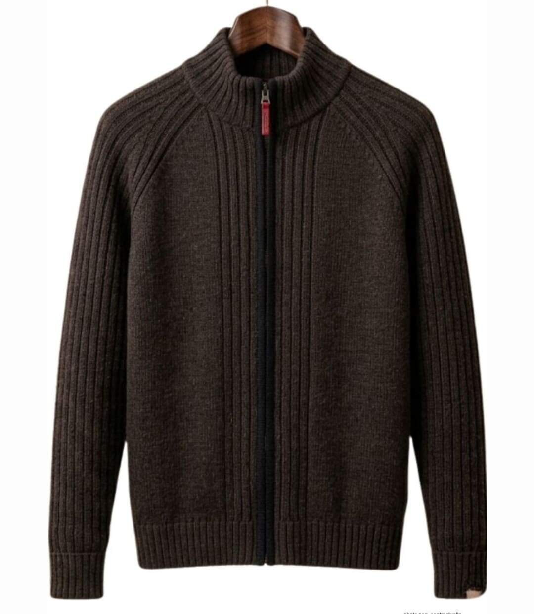 Cardigan homme WINCHESTER CAIMAN2N zippé noir : l'alliance parfaite de la laine et du style raffiné-2