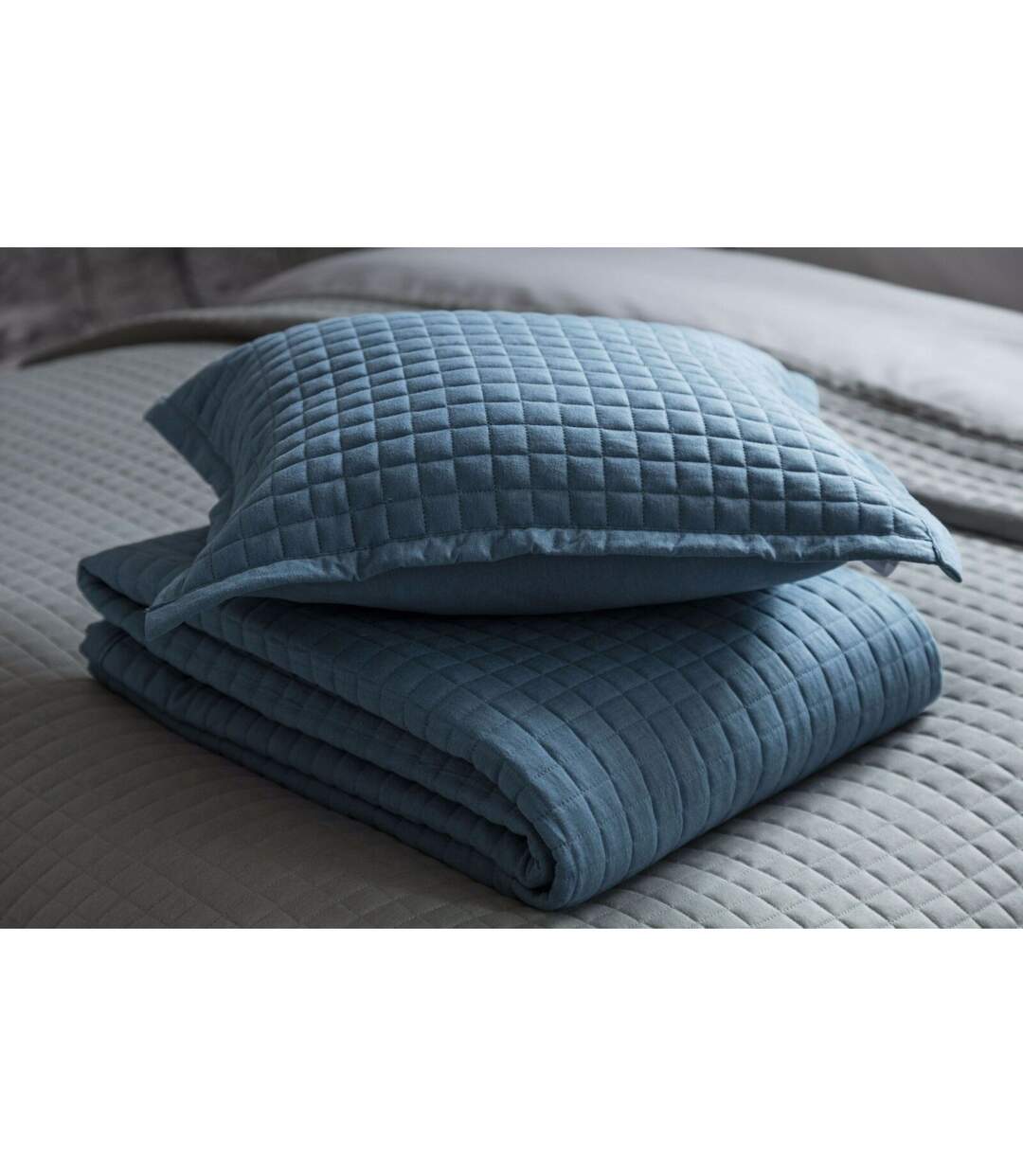 Belledorm Crompton Filled Cushion (Cobalt) - UTBM109