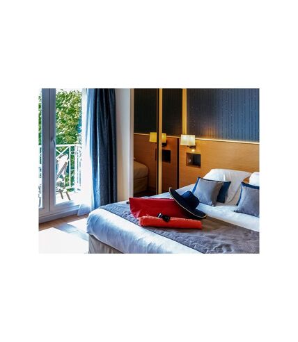 2 jours en appartement en hôtel 4* à Deauville avec accès illimité à l'espace bien-être - SMARTBOX - Coffret Cadeau Séjour