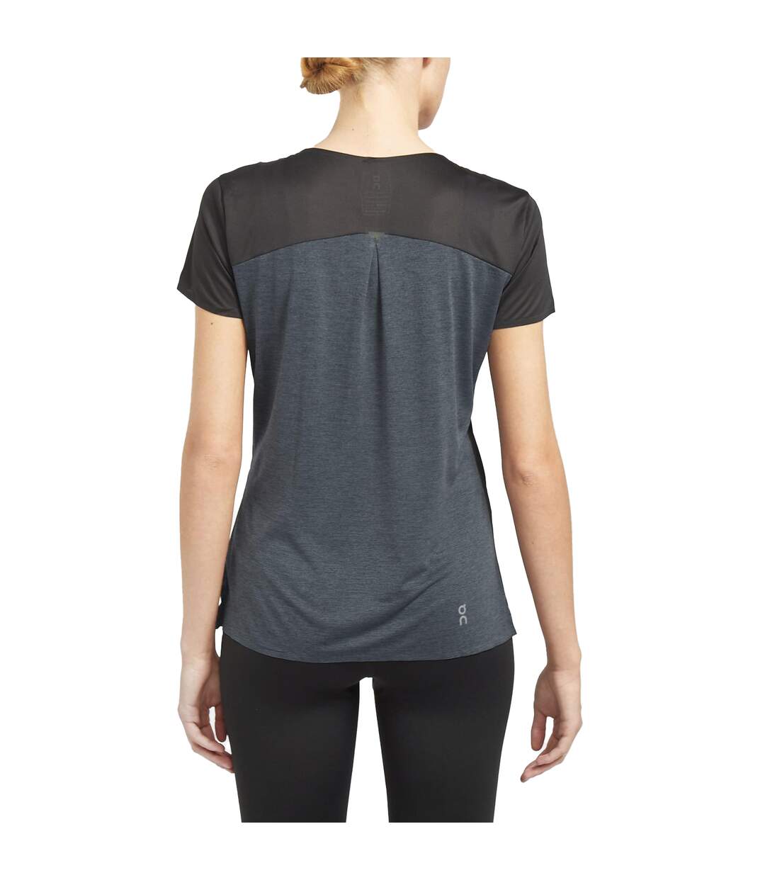T-shirt femme noir On Running-2