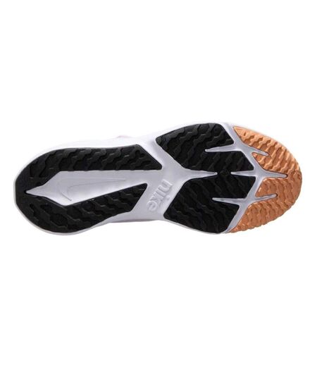 Baskets Star Runner Femme Gris Abricot Nike