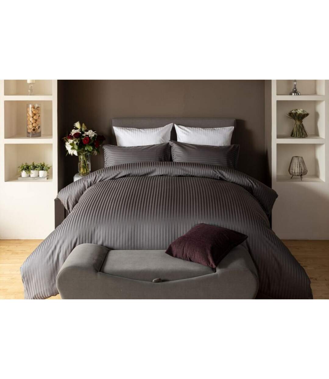 Hotel suite stripe duvet set charcoal Belledorm