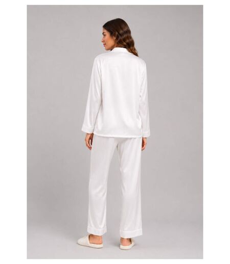 Pyjama fluide en satin