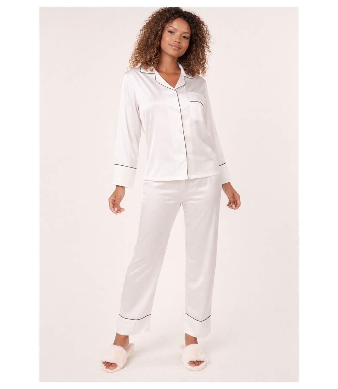 Pyjama fluide en satin-1