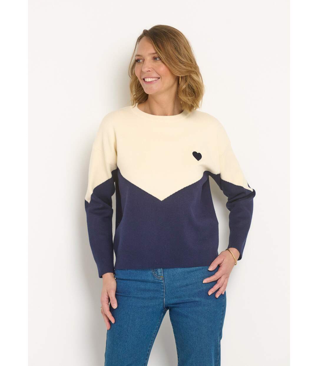 Pull chaud effet graphique détail c¿ur-1