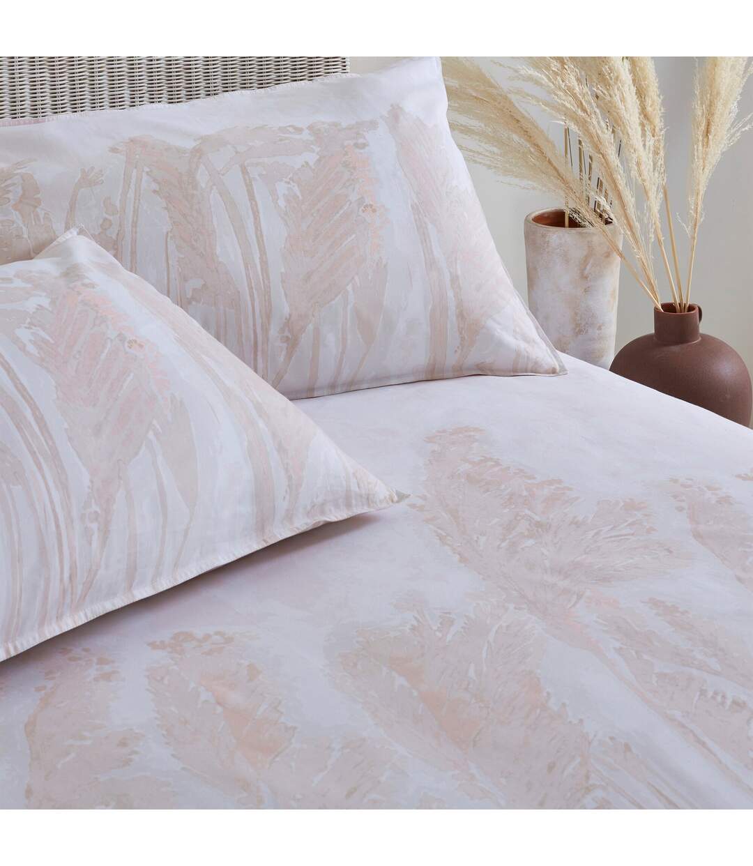 Pampas cotton washed duvet cover set blush The Linen Yard-2