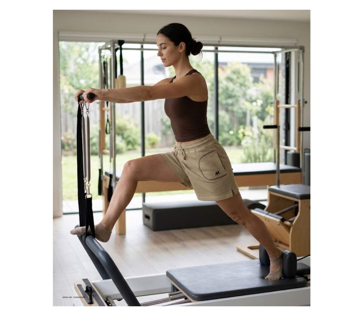 Short de sport en molleton femme sable MAYFLOWER SE9039S : la fraîcheur et la légèreté pour l'été-5