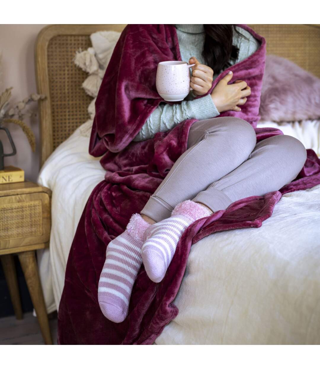 Ladies Soft Stripe Lounge Socks for Winter-3