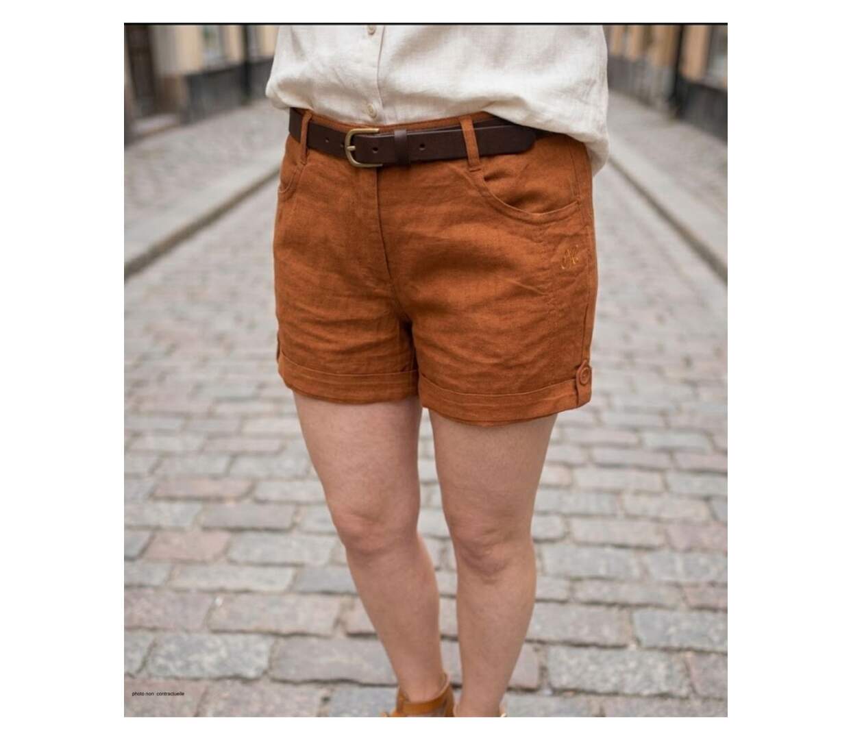 Short en lin et coton femme orange MAYFLOWER T1102A : la fraîcheur et le style vitaminé pour l'été-1