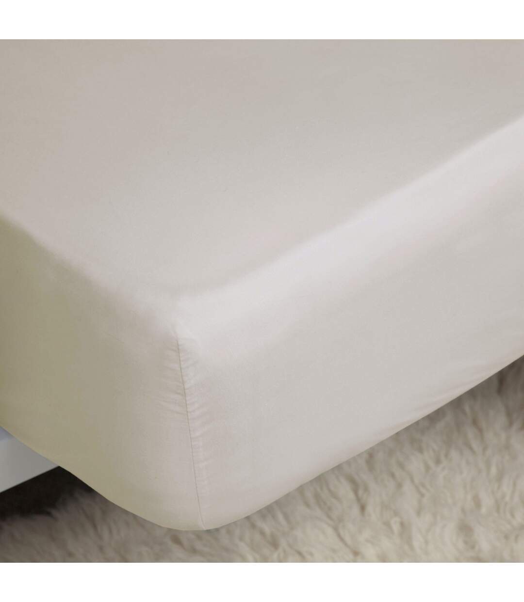 Easycare percale extra deep fitted sheet ivory Belledorm