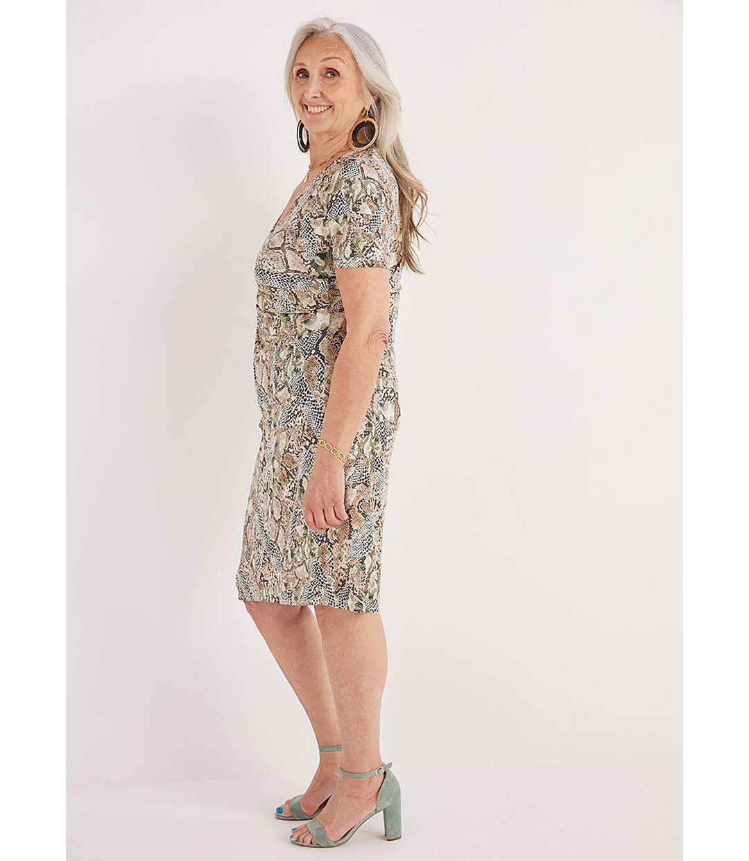 Robe courte droite froncée devant-3