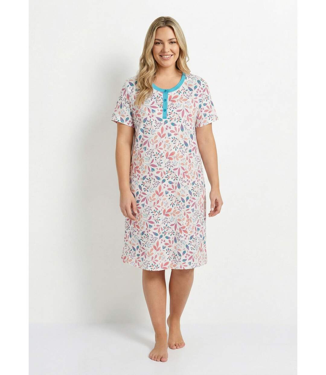 Chemise de nuit courte imprimée col tunisien-1