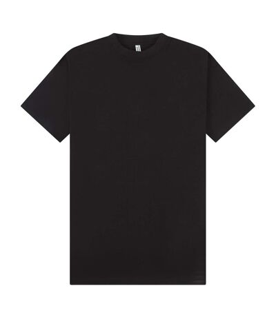 Noir Casual Classics