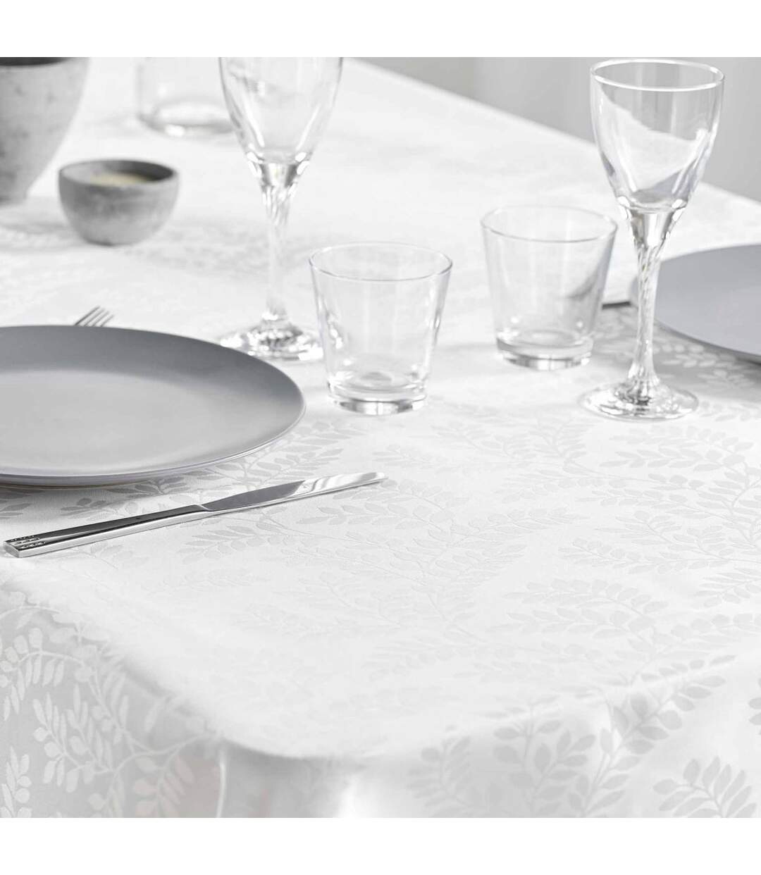 Nappe Jacquard Imprimé Doriane 140x240cm Blanc-3