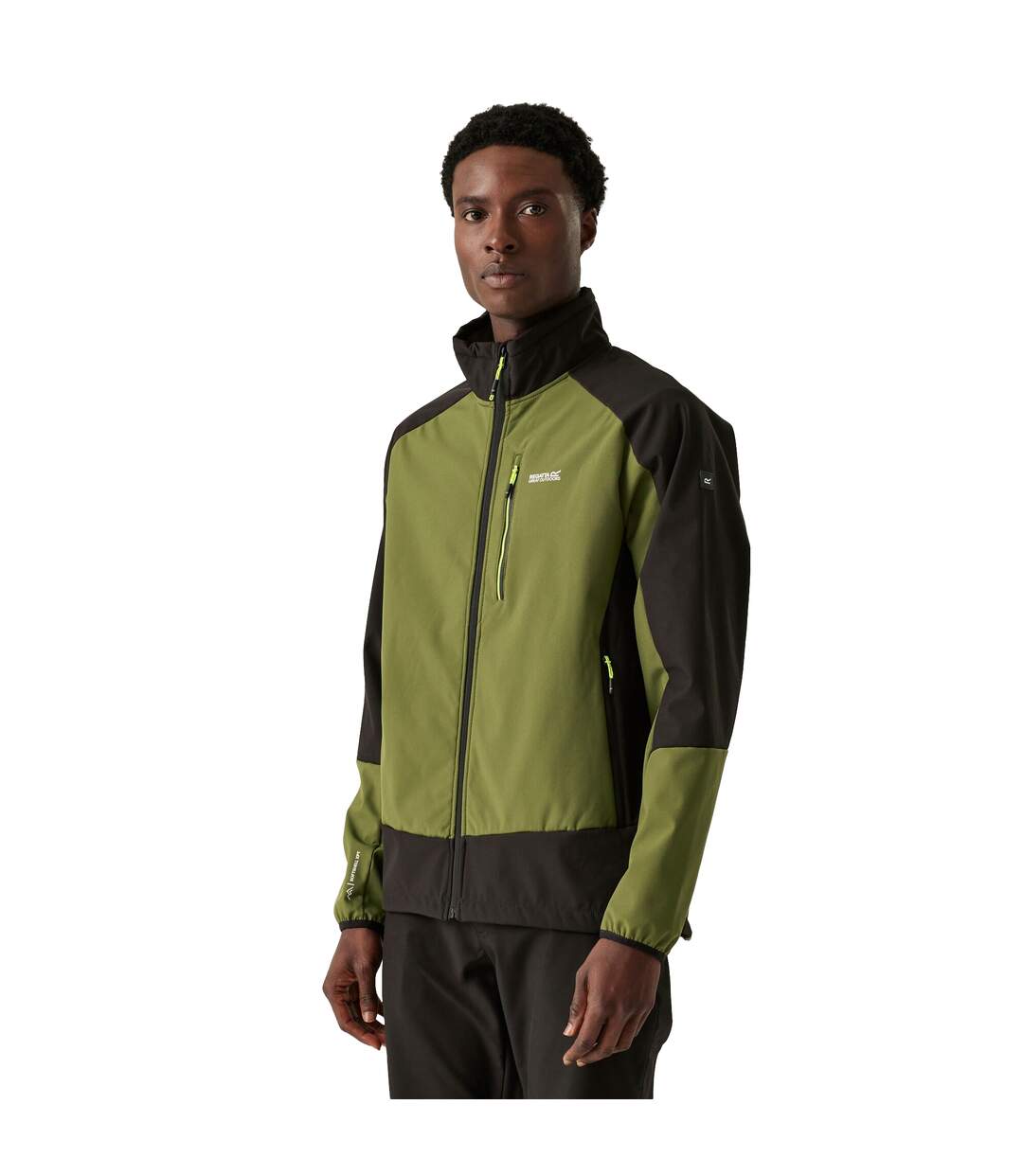 Mens moutdale soft shell jacket nephrite green/black Regatta