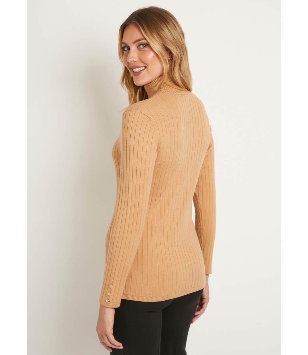 Pull doux côtelé court col roulé côtes plates-2