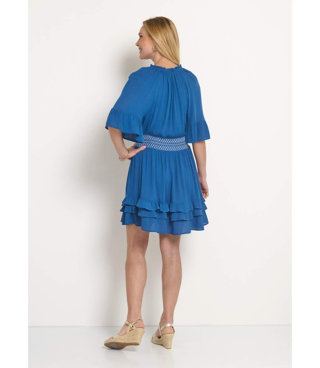 Robe courte plissée taille élastiquée-2