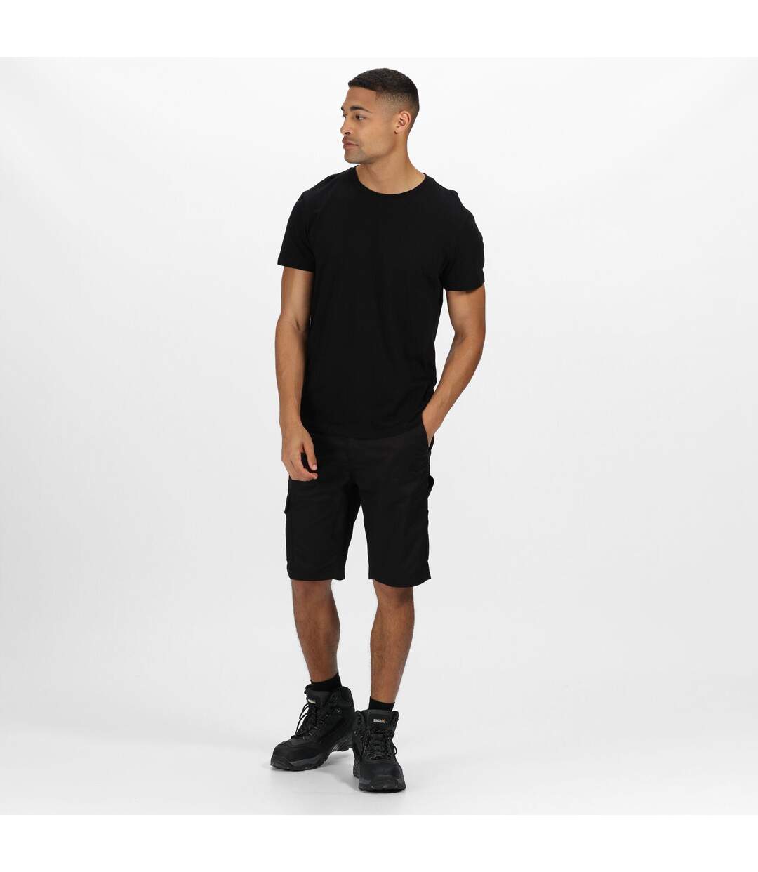 Short Pro Homme Noir Regatta-4