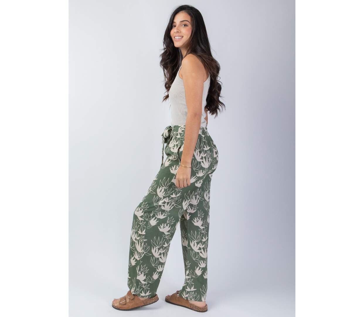 Pantalon femme jambes larges MELODY kaki Coton Du Monde-2