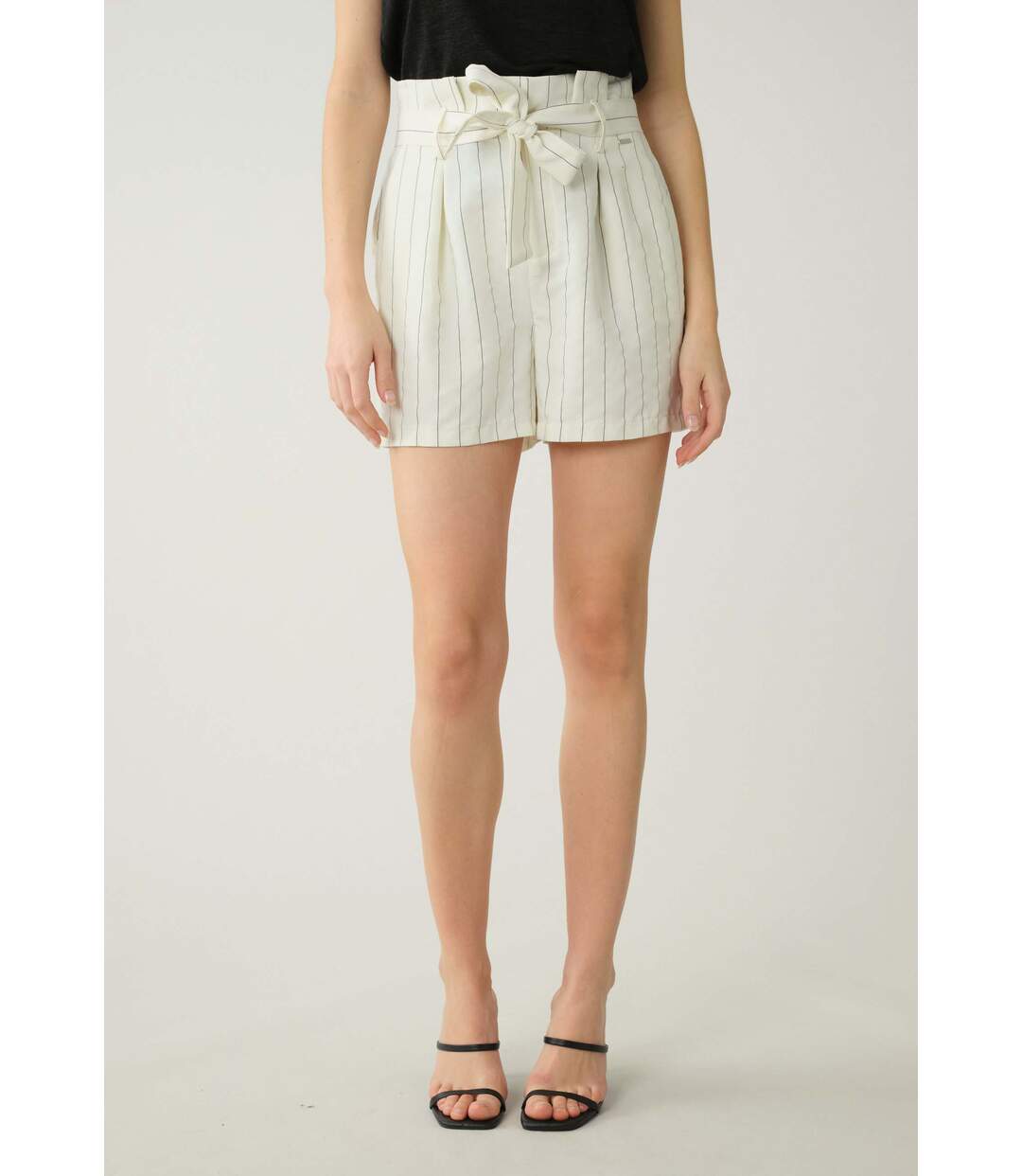 Short court habillé pour femme EMI-1