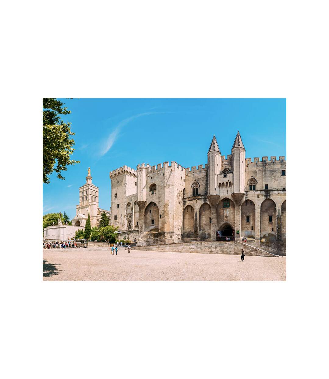 Visite en famille du Palais des Papes à Avignon : 2 entrées adulte et 2 entrées enfant - SMARTBOX - Coffret Cadeau Sport & Aventure