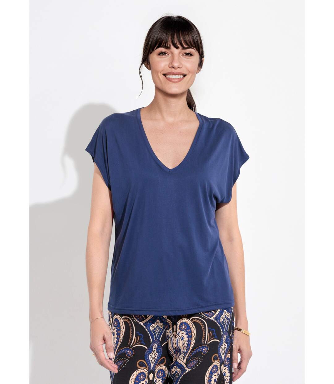 T-shirt fluide manches courtes porté loose-1