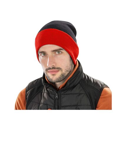 Bonnet black compass noir / rouge Result Genuine Recycled