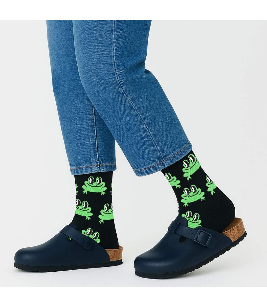 1 Pack Mens & Ladies Cotton Black Frog Design Socks-3