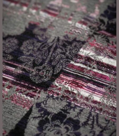 Tee-shirt MAYFLOWER RF141V col rond : l'élégance stretch au motif fleuri