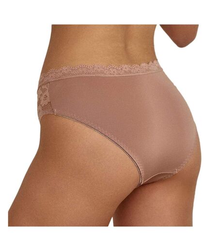 Tanga nude femme les petites bombes betty - l