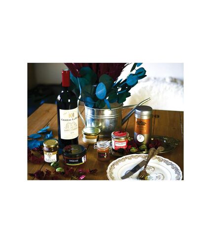 Panier gourmand L'Étoilé à domicile : piperade, olivade, terrines, pâte à tartiner et vin - SMARTBOX - Coffret Cadeau Gastronomie