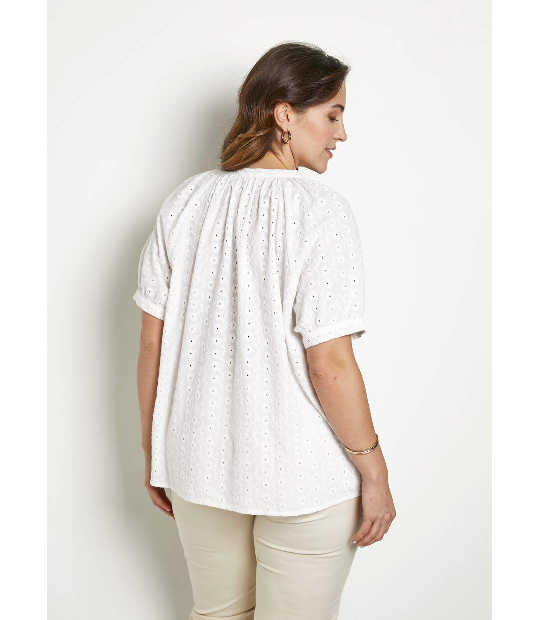 Chemisier ample coton brodé sans col-2