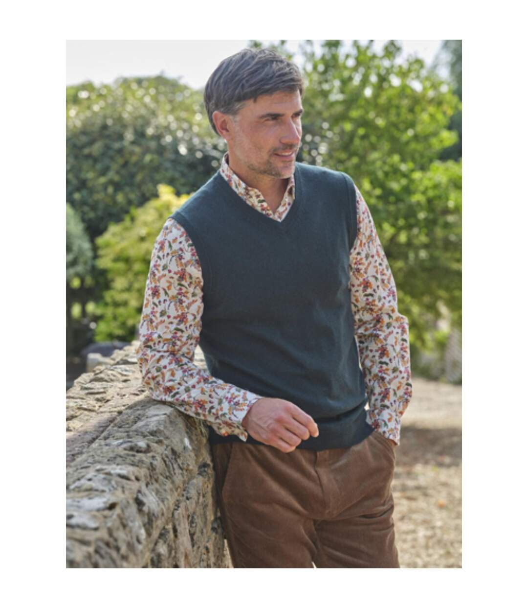 Mens Cashmere Sweater Vest Dark Forest WoolOvers-1