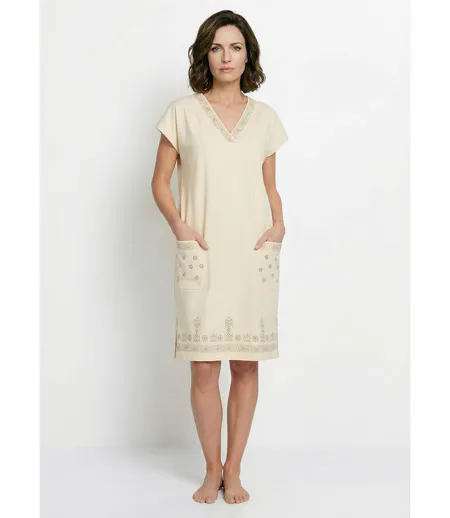 Robe de plage ample courte