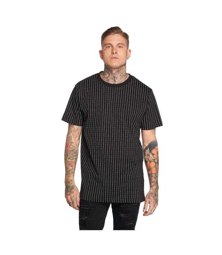 Noir Mister Tee