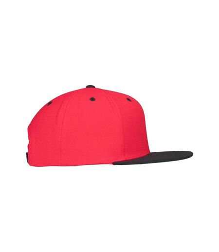 Classic Two Tone Cap Red Black Flexfit