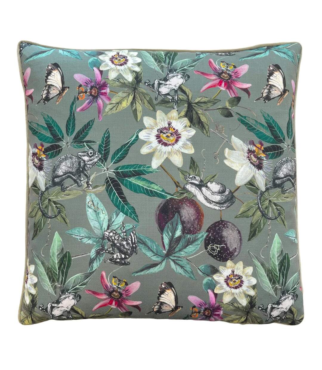 Wild passion creatures cushion cover 50cm x 50cm sage Wylder