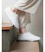 Isotoner Chaussons extra-light Bottillons femme imitation fourrure, semelle gomme antidérapante-2