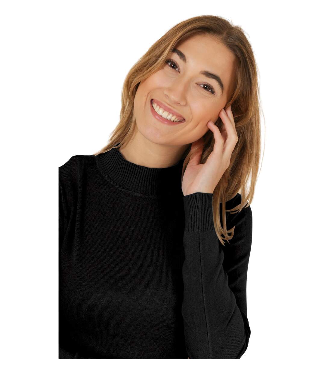 Pull femme de couleur noir col montant manches longues.