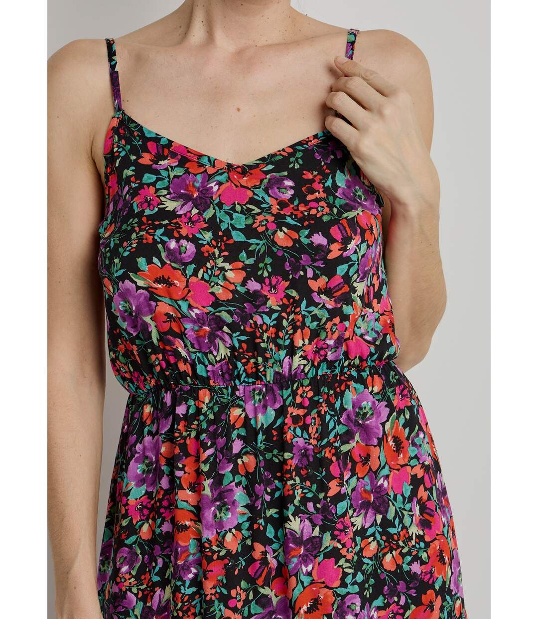 Robe longues volantée fines bretelles-3