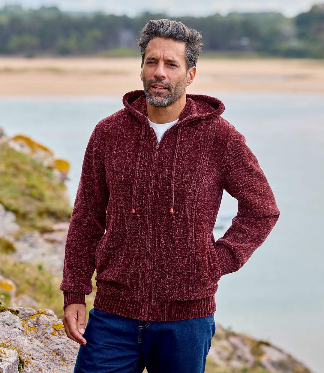 Kapuzenstrickjacke aus Chenille-Wolle-1