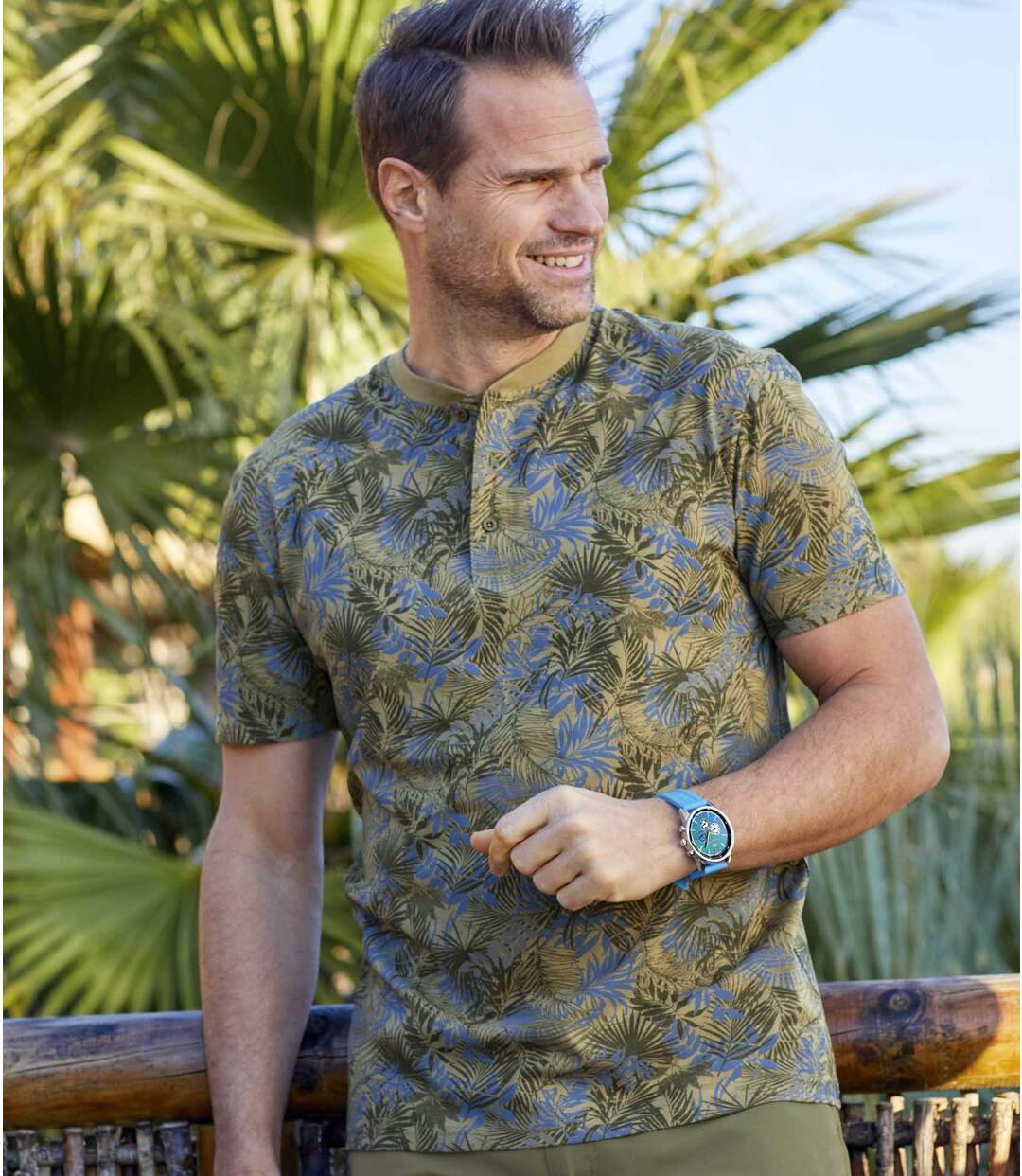 Men's Camouflage T-Shirt with Tunisian Collar - Khaki Atlas For Men