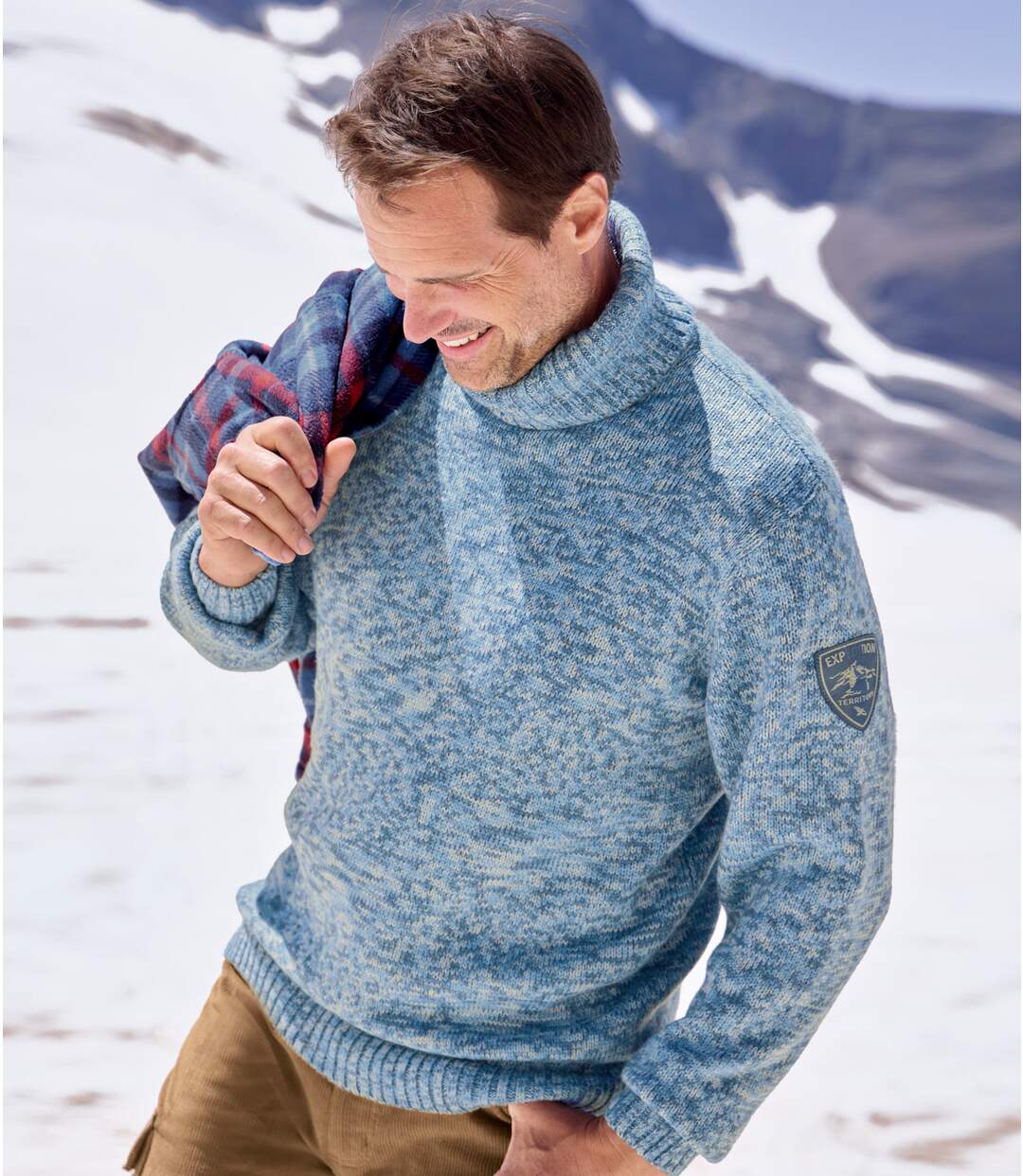 Men's Blue Knitted Turtleneck Sweater