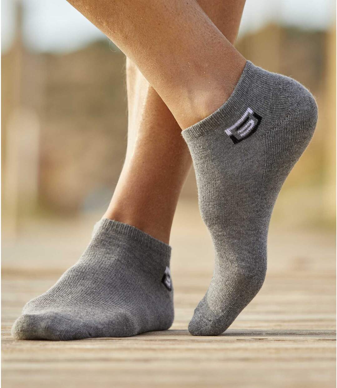 Pack of 4 Men's Sport Socks - Black White Grey-2