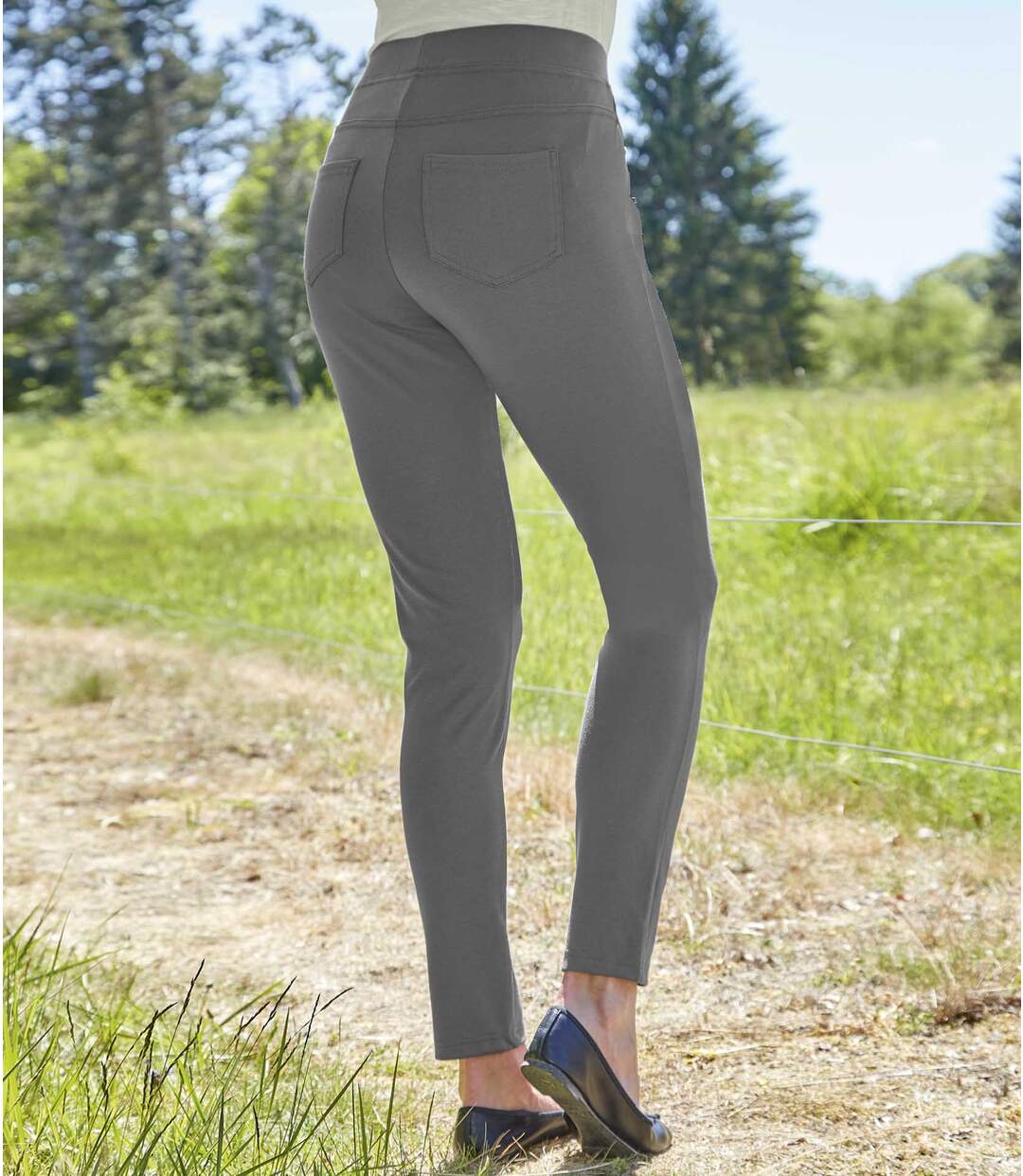 Women's Grey Comfortable Stretch Leggings-1