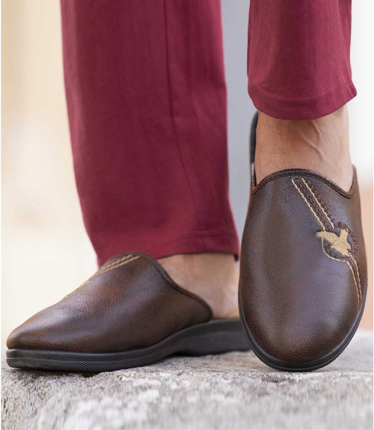 Men's Faux-Suede Fleece-Lined Slippers - Brown Atlas For Men