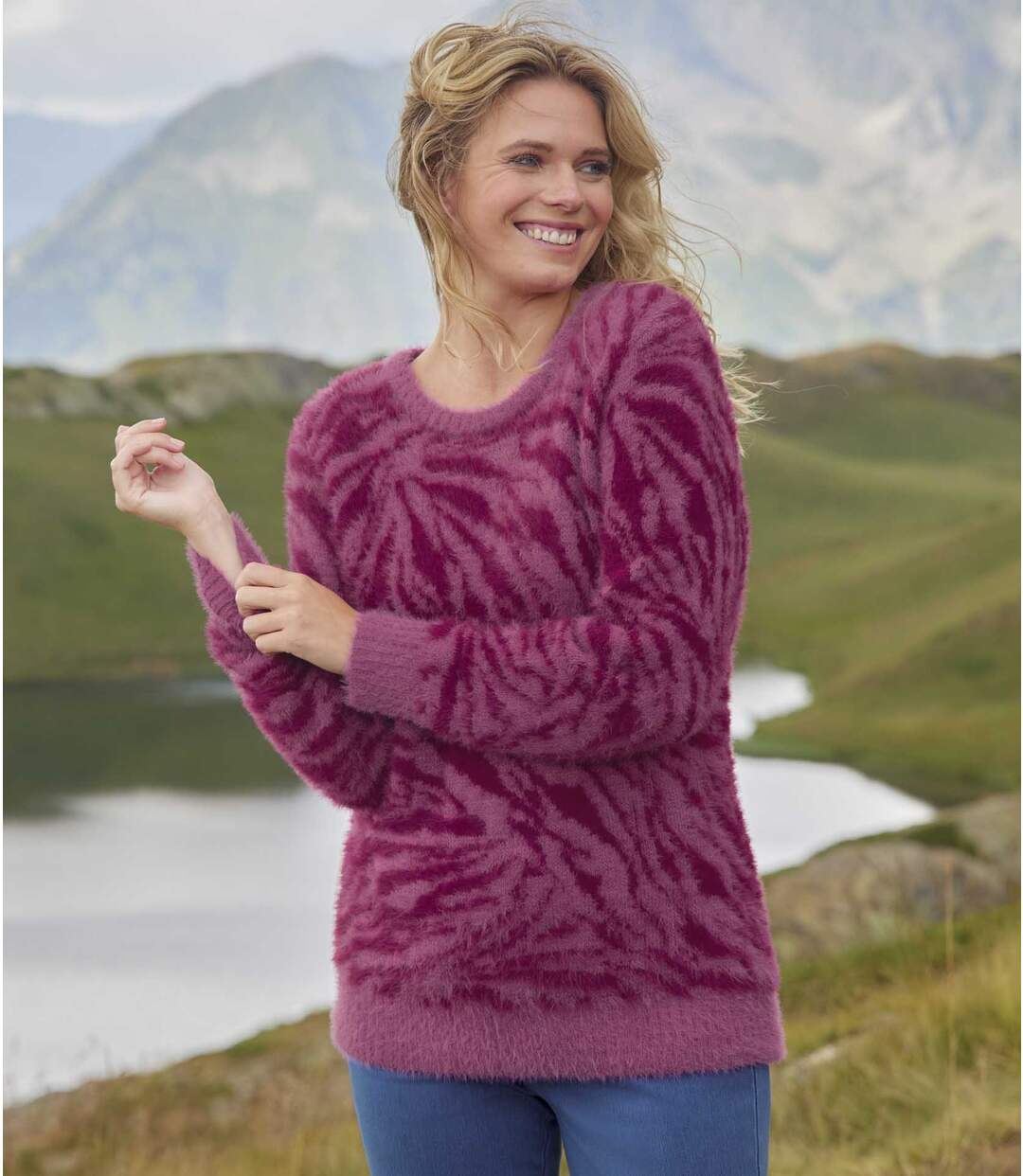 Langfloriger Strickpullover mit Jacquard-Motiv