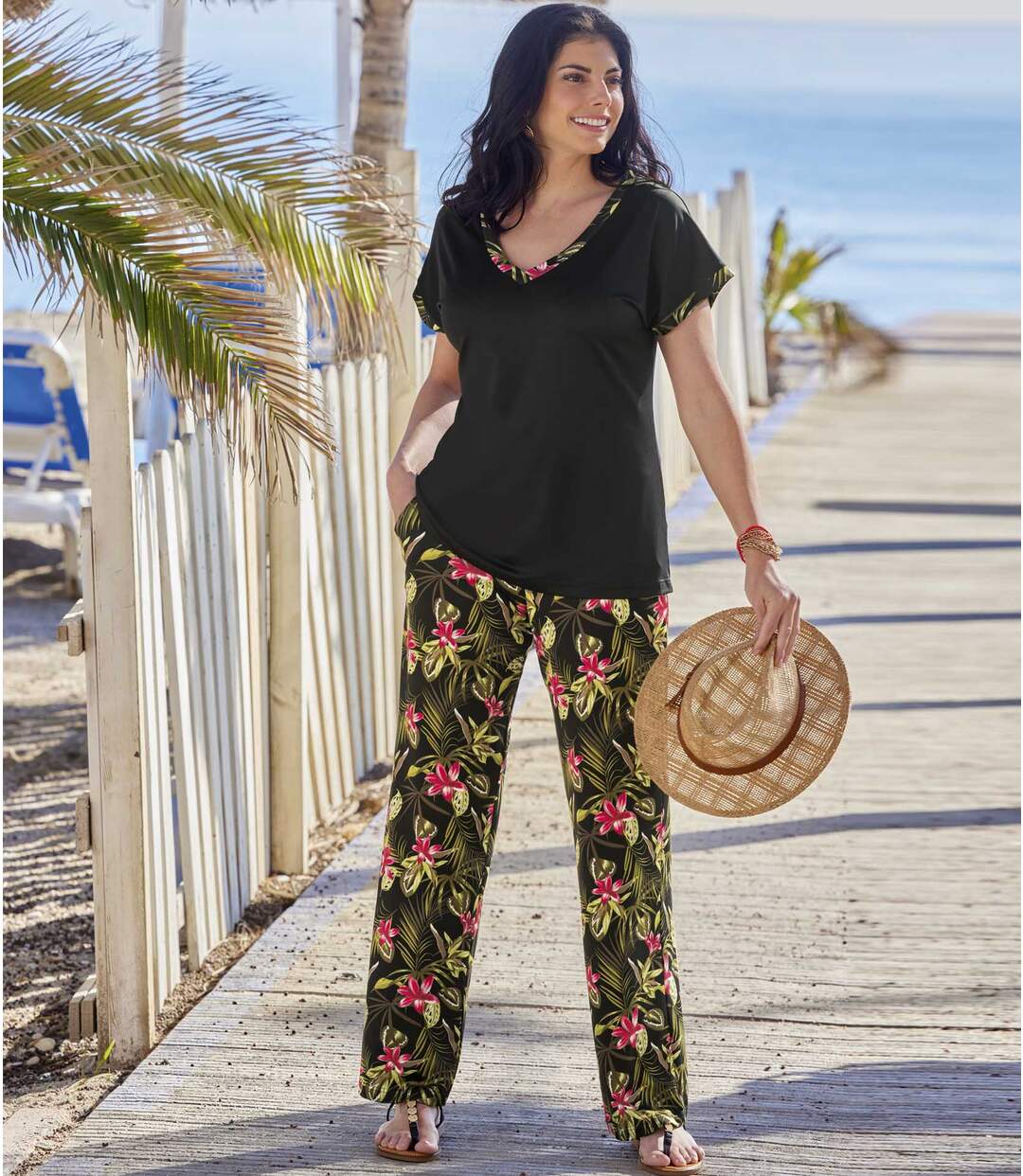 Women's Flower Print Top & Pant Set - Black | Atlas For Men