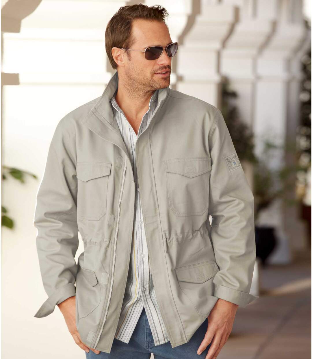 Легкая летняя куртка мужская