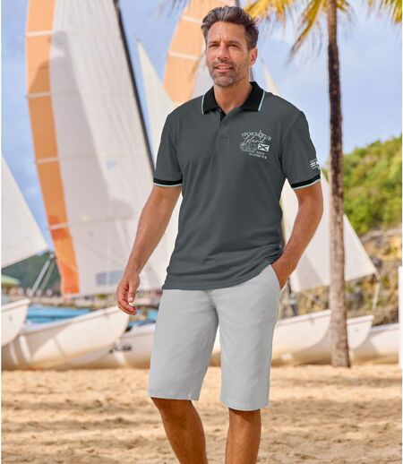 Jasnoszare bermudy chino